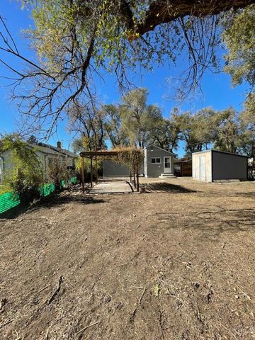 718 Brown Ave, Pueblo, CO 81004