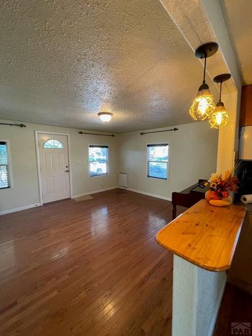 718 Brown Ave, Pueblo, CO 81004