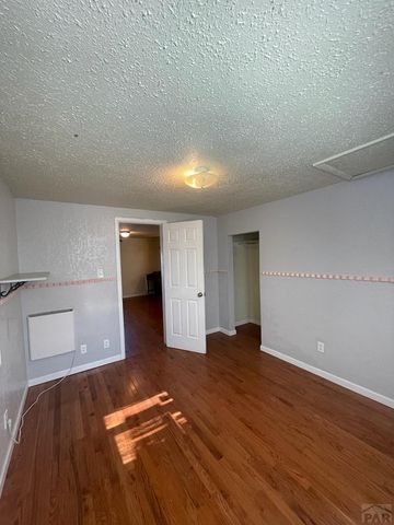 718 Brown Ave, Pueblo, CO 81004