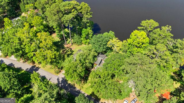30 Peachtree Drive, Sharpsburg, GA 30277