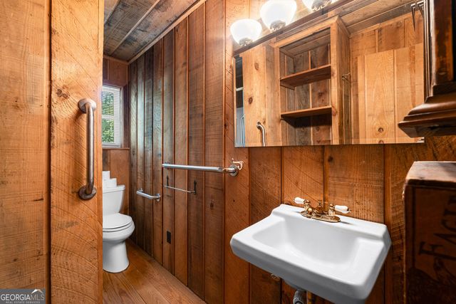 30 Peachtree Drive, Sharpsburg, GA 30277