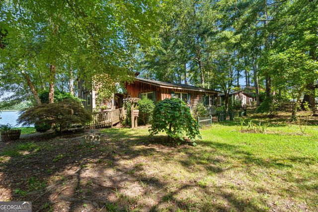 30 Peachtree Drive, Sharpsburg, GA 30277