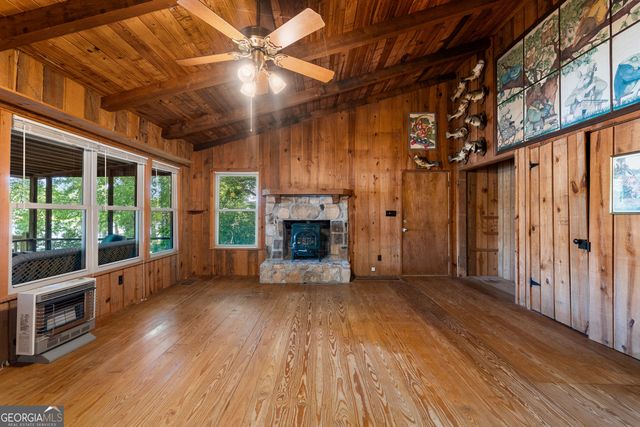 30 Peachtree Drive, Sharpsburg, GA 30277