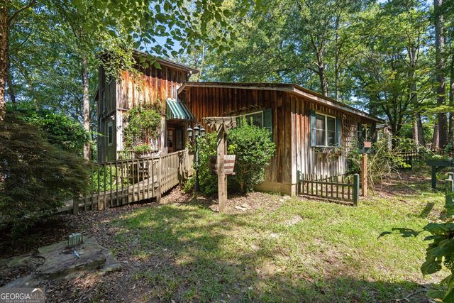 30 Peachtree Drive, Sharpsburg, GA 30277
