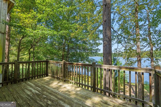 30 Peachtree Drive, Sharpsburg, GA 30277