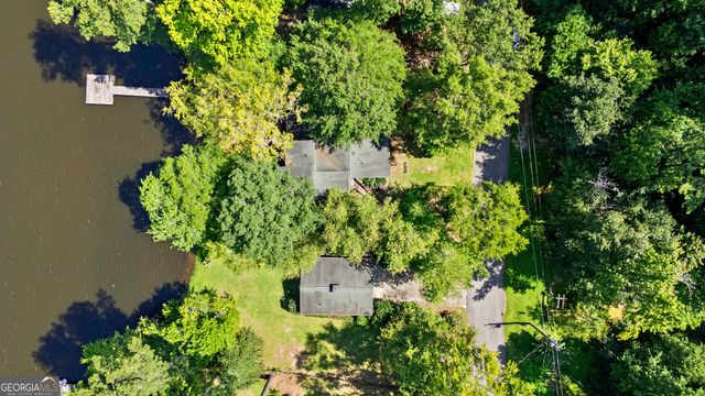 30 Peachtree Drive, Sharpsburg, GA 30277