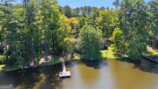 30 Peachtree Drive, Sharpsburg, GA 30277