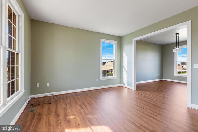 13609 HALIFAX DR, Hagerstown, MD 21742