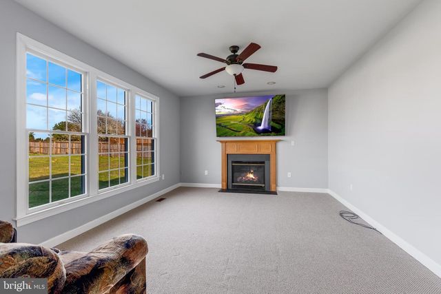 13609 HALIFAX DR, Hagerstown, MD 21742