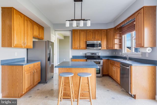 13609 HALIFAX DR, Hagerstown, MD 21742