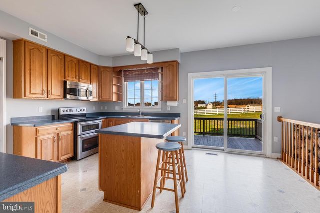 13609 HALIFAX DR, Hagerstown, MD 21742