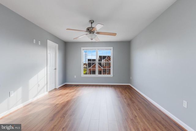 13609 HALIFAX DR, Hagerstown, MD 21742