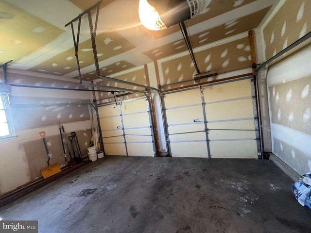 13609 HALIFAX DR, Hagerstown, MD 21742