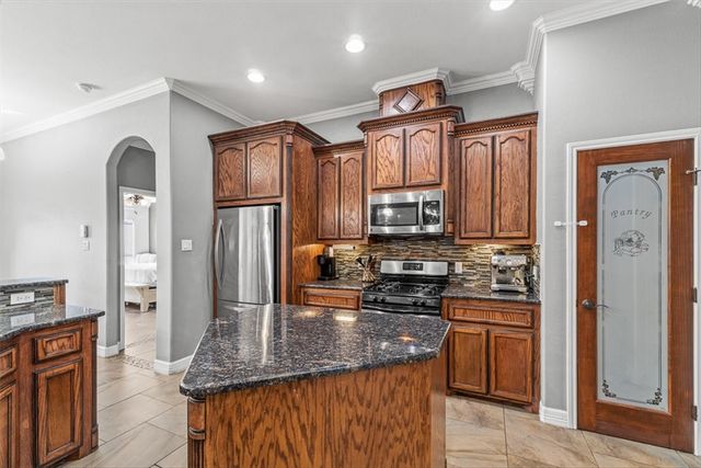 8245 Rock Crest Dr, Corpus Christi, TX 78414