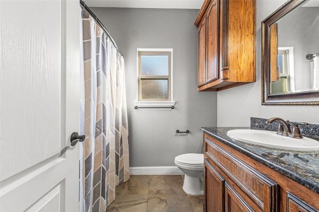 8245 Rock Crest Dr, Corpus Christi, TX 78414