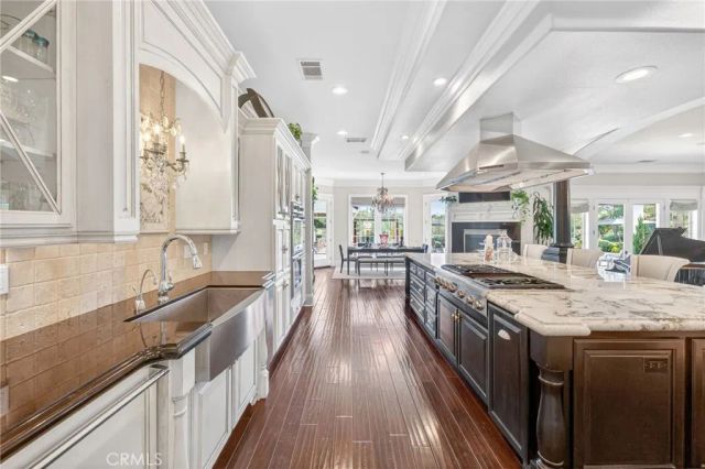 41515 Via Del Monte, Temecula, CA 92592