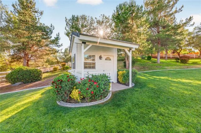 41515 Via Del Monte, Temecula, CA 92592