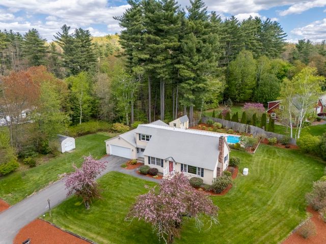 5 Courtland Drive, Merrimack, NH 03054