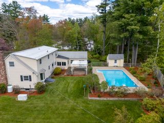 5 Courtland Drive, Merrimack, NH 03054