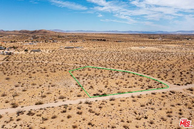 60676 Campanula Street, Joshua Tree, CA 92252