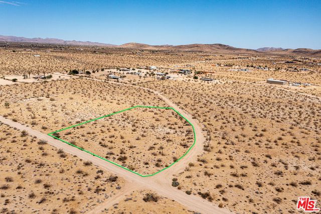 60676 Campanula Street, Joshua Tree, CA 92252