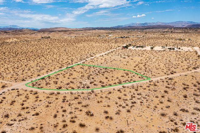 60676 Campanula Street, Joshua Tree, CA 92252