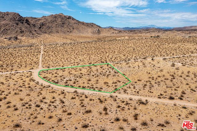 60676 Campanula Street, Joshua Tree, CA 92252