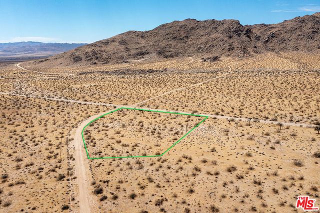 60676 Campanula Street, Joshua Tree, CA 92252
