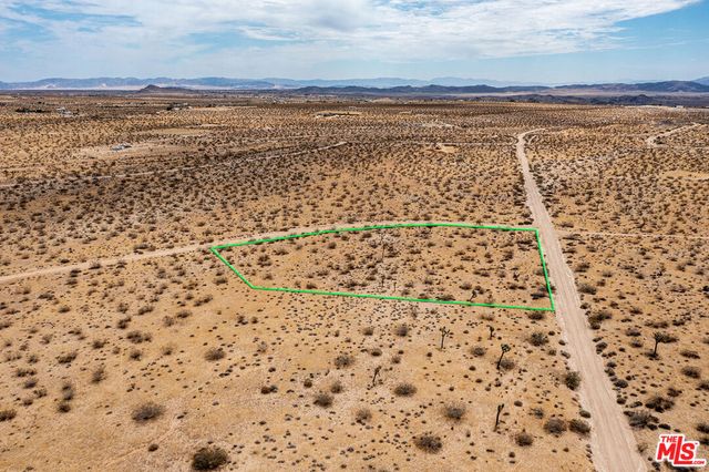 60676 Campanula Street, Joshua Tree, CA 92252