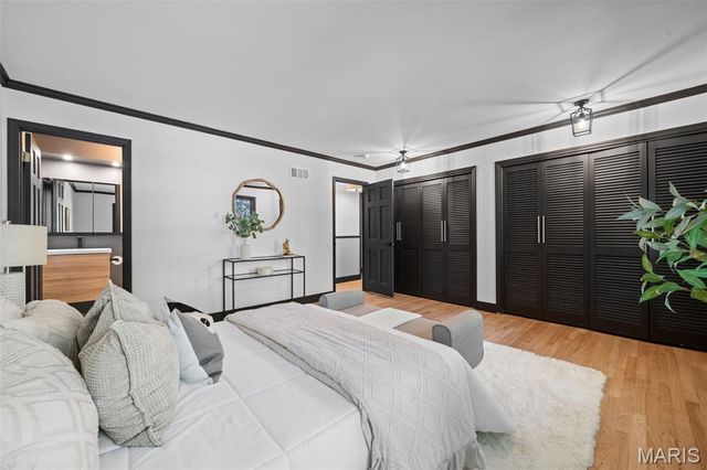 542 White Rose Lane, Olivette, MO 63132