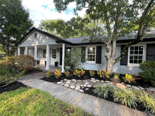 542 White Rose Lane, Olivette, MO 63132