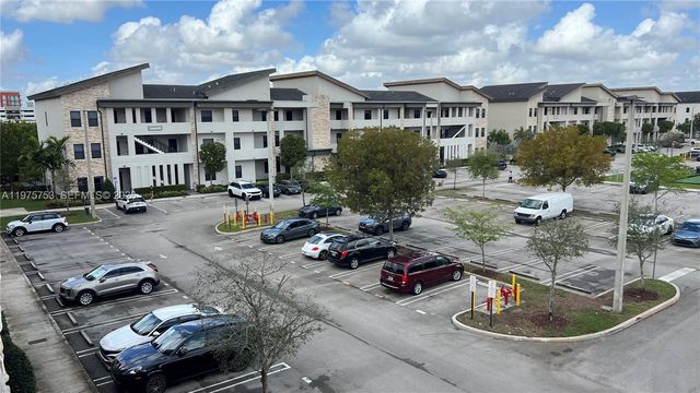 7915 NW 104th Ave 33, Doral, FL 33178