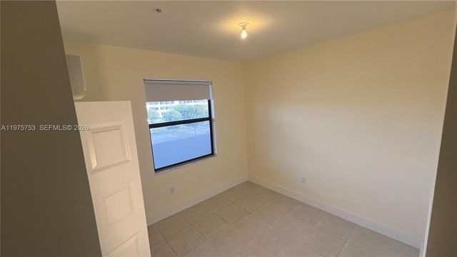 7915 NW 104th Ave 33, Doral, FL 33178