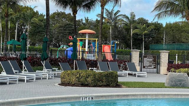 7915 NW 104th Ave 33, Doral, FL 33178