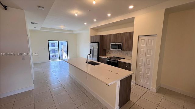 7915 NW 104th Ave 33, Doral, FL 33178