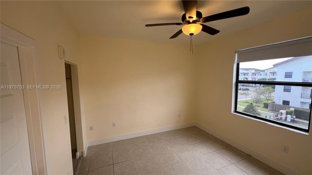 7915 NW 104th Ave 33, Doral, FL 33178