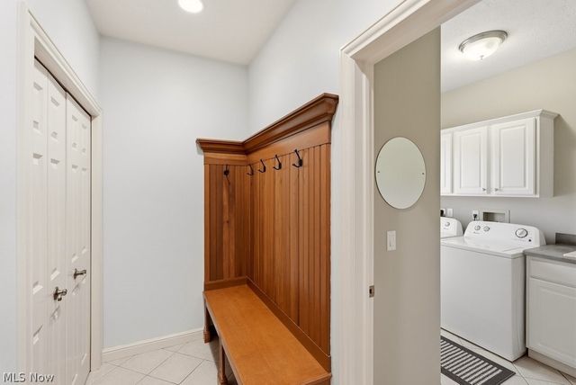 317 E Edinburgh Drive, Highland Heights, OH 44143