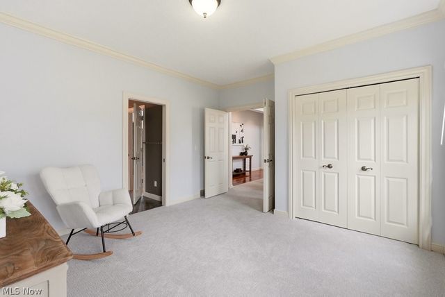 317 E Edinburgh Drive, Highland Heights, OH 44143