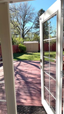 926 E University Street, Springfield, MO 65807