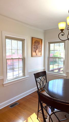 926 E University Street, Springfield, MO 65807