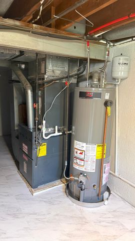 926 E University Street, Springfield, MO 65807