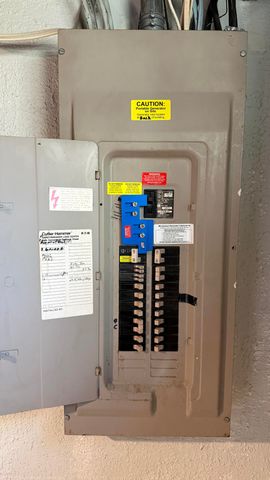 926 E University Street, Springfield, MO 65807