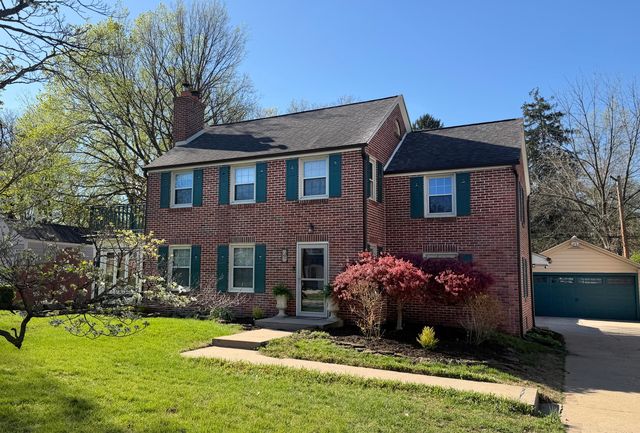 926 E University Street, Springfield, MO 65807