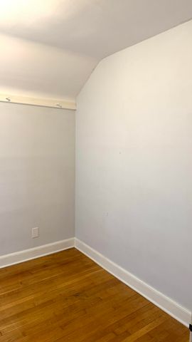 926 E University Street, Springfield, MO 65807