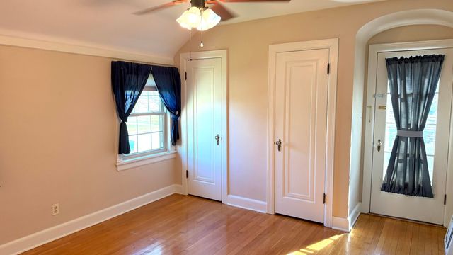 926 E University Street, Springfield, MO 65807