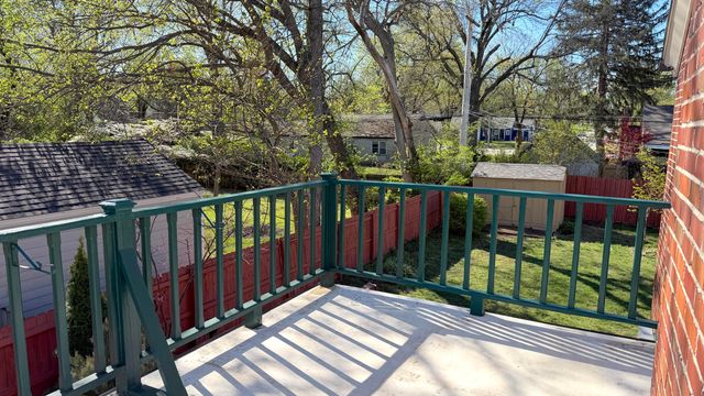 926 E University Street, Springfield, MO 65807