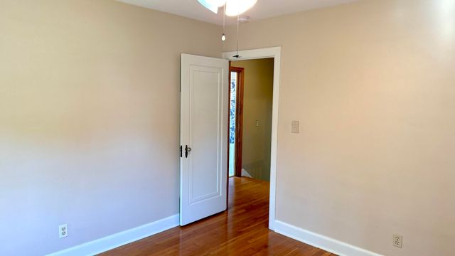 926 E University Street, Springfield, MO 65807