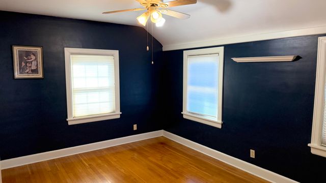 926 E University Street, Springfield, MO 65807