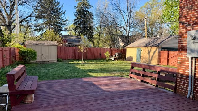 926 E University Street, Springfield, MO 65807