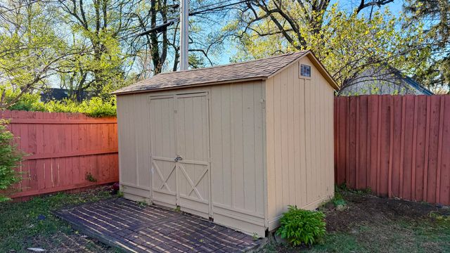 926 E University Street, Springfield, MO 65807